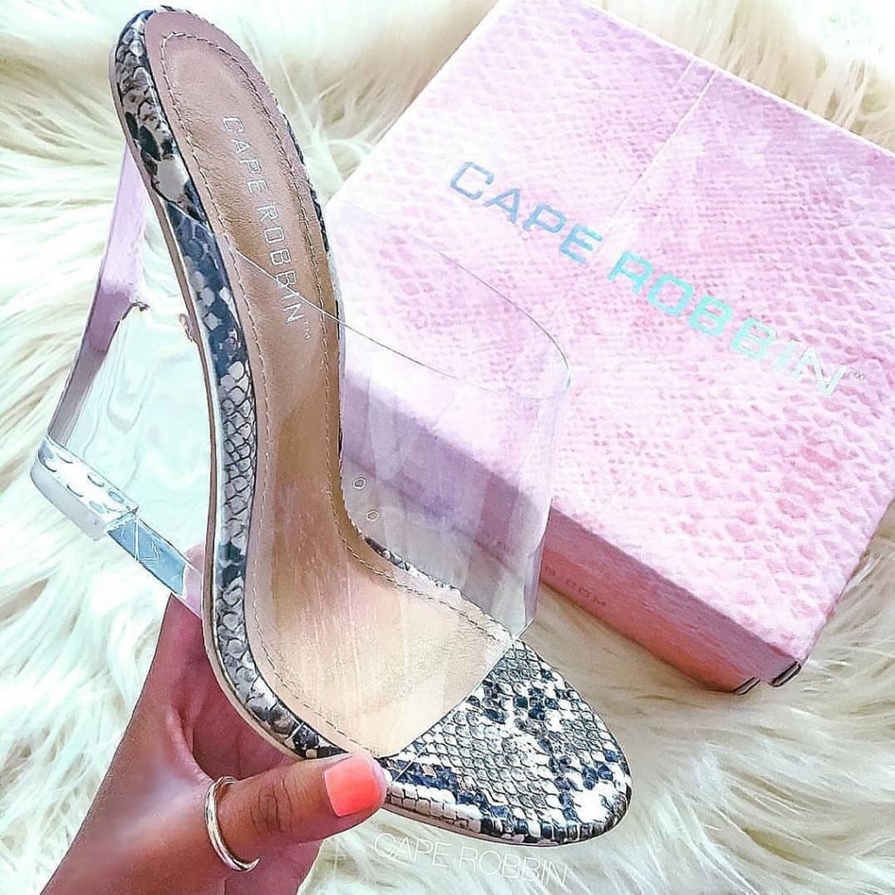 Cape Robbin Lemonade Clear Heels Black💖👇❤5.5 - Picture 5 of 7